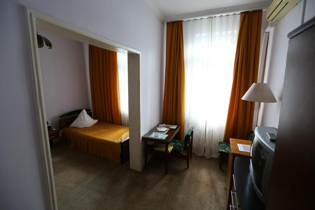 Hotel Banat Bucureşti