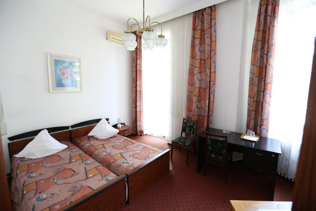 Hotel Banat Bucharest